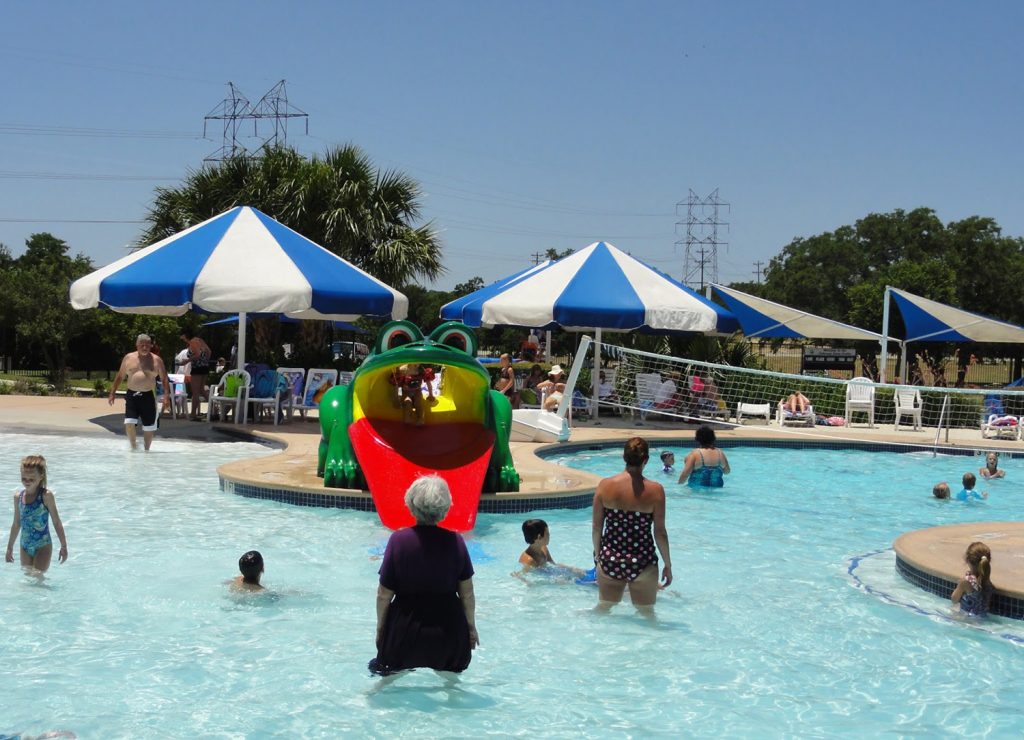 Piscina Lakeway Swim Center - Travis County