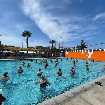 Piscina Lakewood Family YMCA - Pierce County