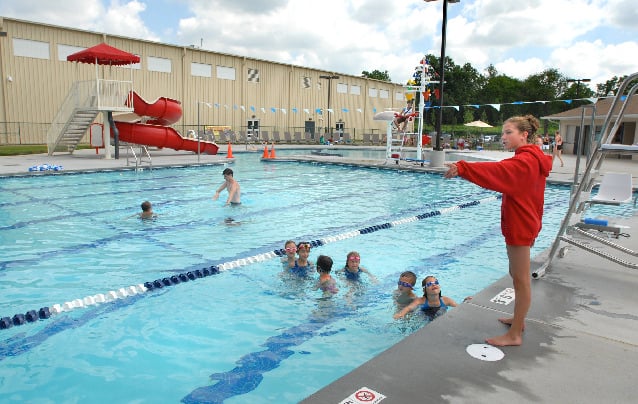 Piscina Lampeter-Strasburg Lancaster YMCA - Lancaster County