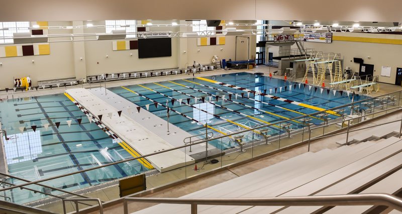 Piscina Laramie High School Aquatics Center - Albany County