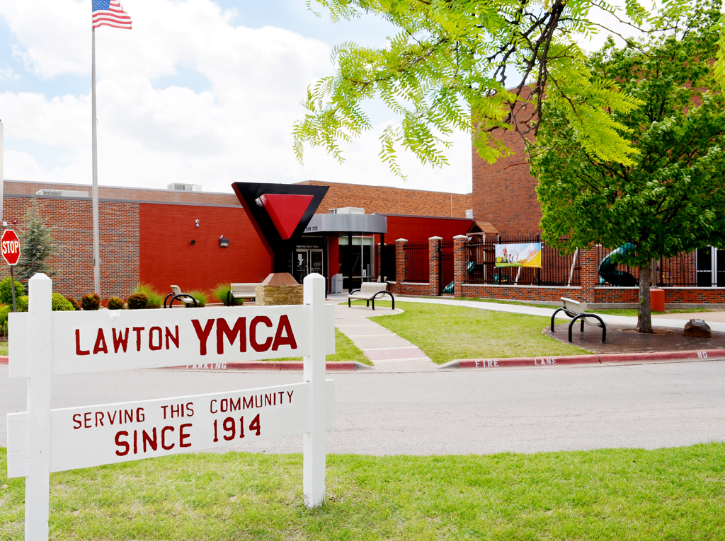 Piscina Lawton Family YMCA - Comanche County