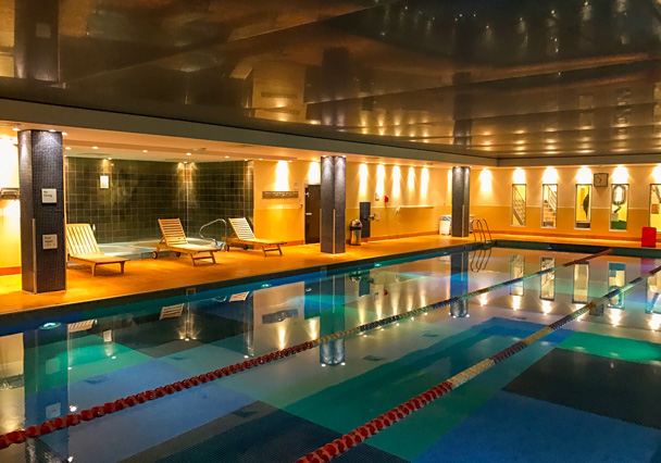 Piscina Leeds Gym - The Light - Yorkshire West Riding