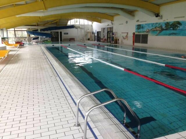 Piscina Les Bains de l'Isle - Saint Seurin sur l'Isle