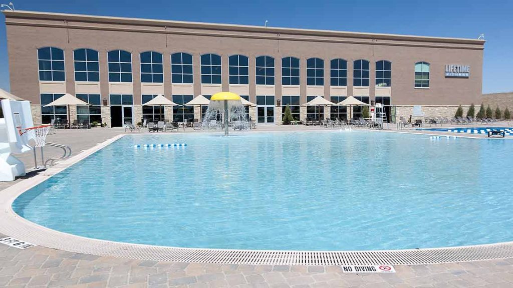 Piscina Life Time - Flatirons - Broomfield County