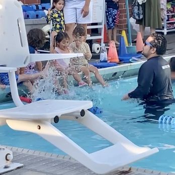 Piscina Los Altos Family YMCA - Los Angeles County