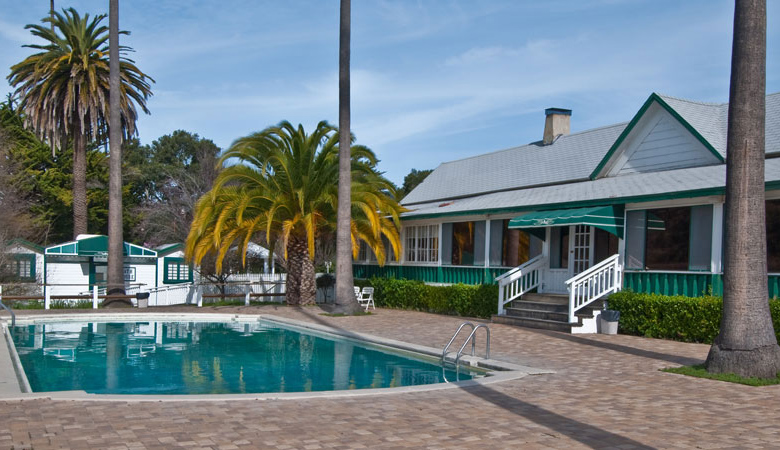 Piscina Los Laureles Lodge - Monterey County