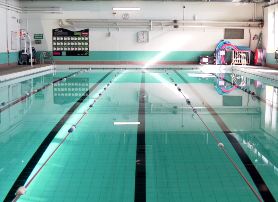 Piscina Lymm Leisure Centre - Cheshire