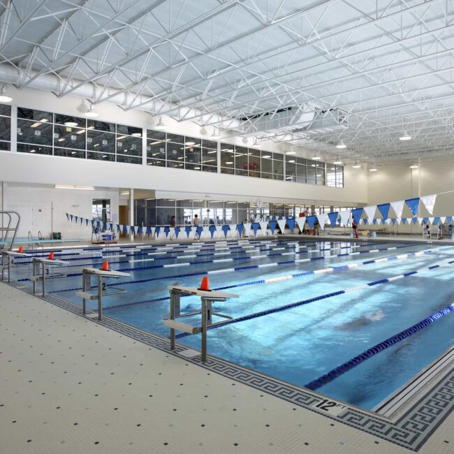 Piscina Lynch/van Otterloo YMCA - Essex County