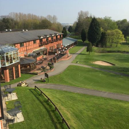 Piscina Macdonald Hill Valley Hotel, Golf & Spa - Shropshire