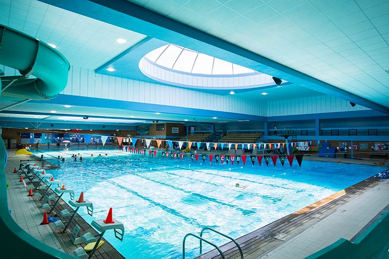 Piscina McKinnon Building Indoor Pool - University of Victoria - Capital Area