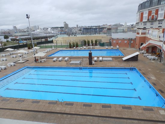 Piscina Metropolitan La Solana - A Coruna (La Coruna)