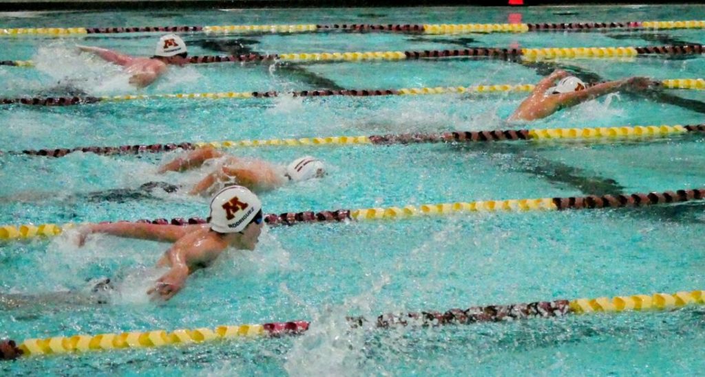 Piscina Minot High School Magic City Campus Swmming Pool - Ward County