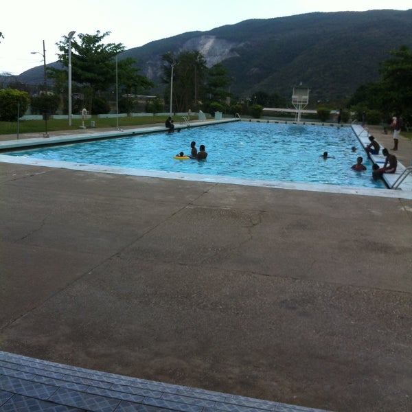 Piscina Mona Swimming Pool - University of the West Indies - Mona Swimming Pool - University of the West Indies