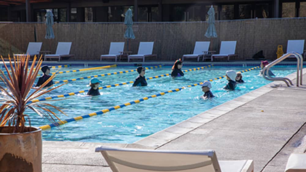 Piscina Montecito Heights Health and Racquet Club - Sonoma County