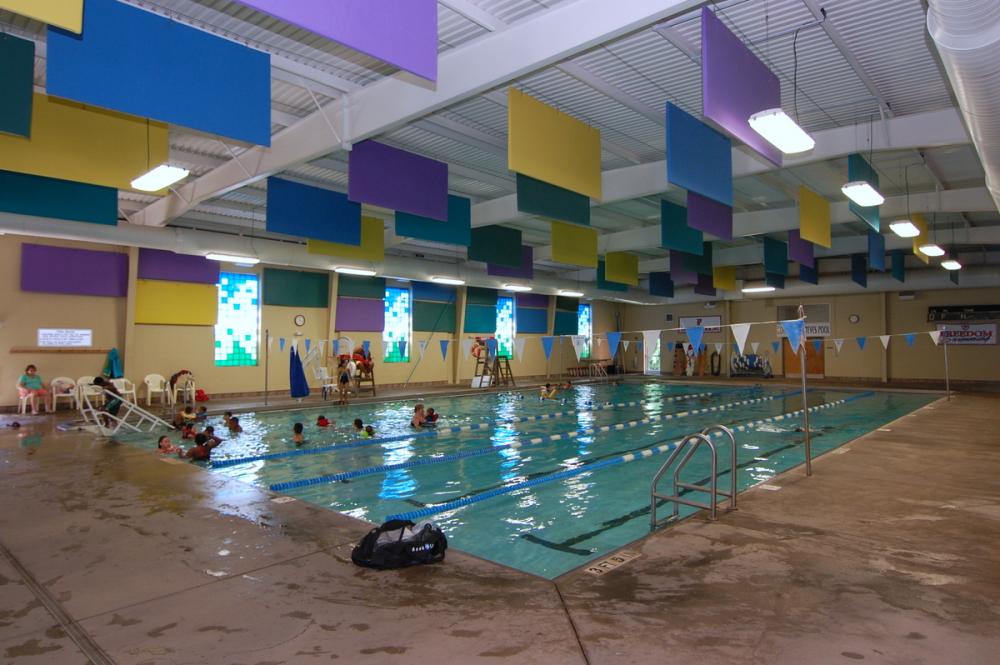 Piscina Morganton Aquatics Center - Burke County