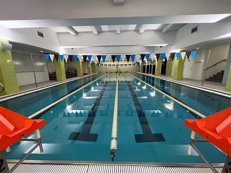 Piscina Morris Pool - Léman Manhattan Preparatory School - New York City (All 5 Boroughs)