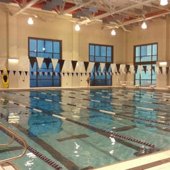 Piscina Navy MWR Bethesda Aquatics - Montgomery County