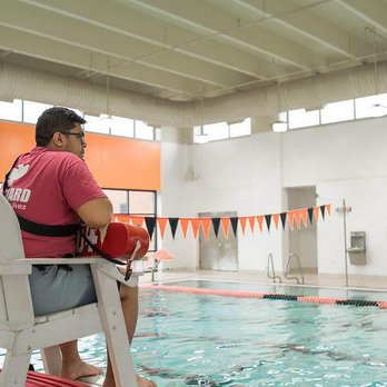 Piscina North Lexington Family YMCA - Fayette County