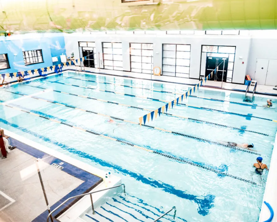 Piscina Northside Hospital Family Aquatic Center at the Marcus Jewish Community Center of Atlanta - Fulton County