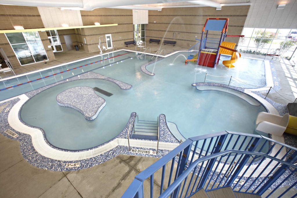 Piscina Owasso Family YMCA - Tulsa County