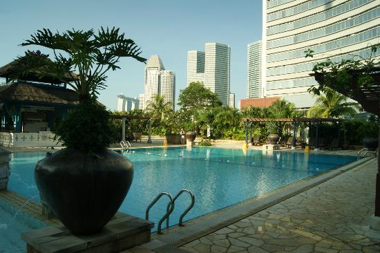 Piscina Parkroyal on Beach Road Hotel - Singapore