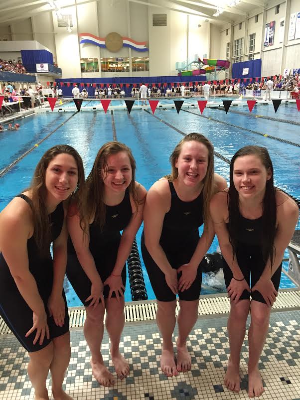 Piscina Parkway North High School Swimming Pool - Saint Louis County