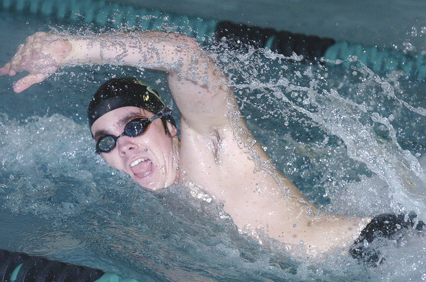 Piscina Pat Spinola Natatorium - Norwalk High School - Fairfield County