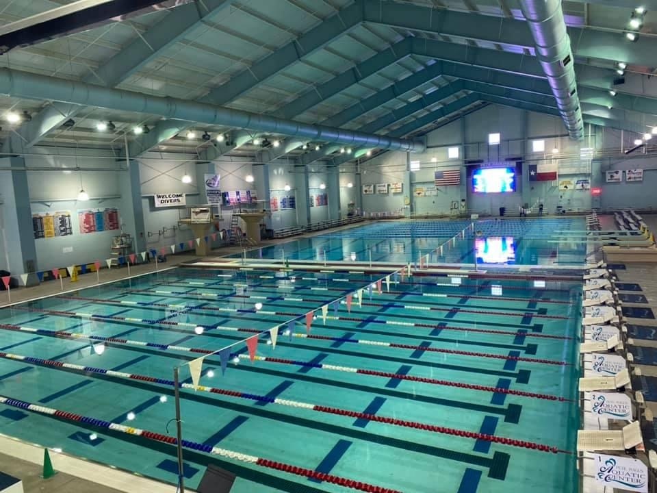 Piscina Pete Ragus Aquatic Center - Lubbock County