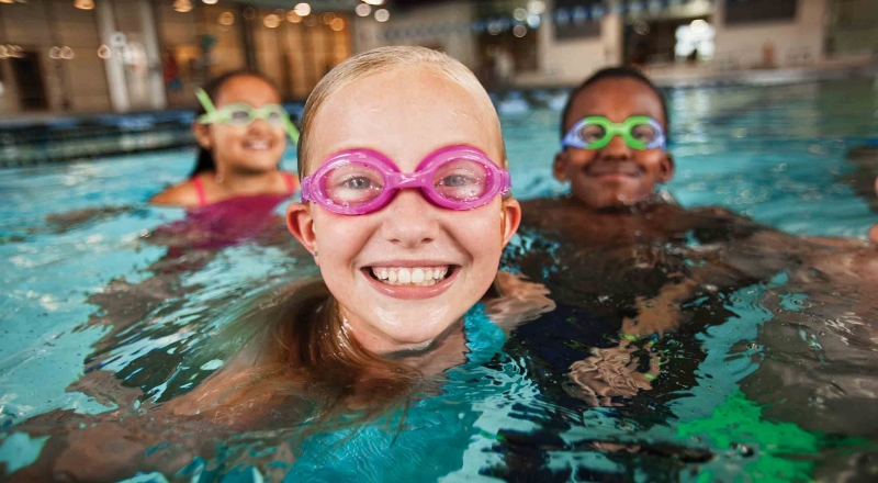 Piscina Petersburg Family YMCA - Prince George County