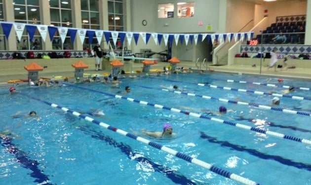 Piscina Phillips 66 Aquatic Center - Washington County