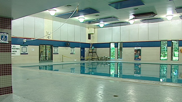 Piscina Pinecrest Recreation Complex - Ottawa Municipality