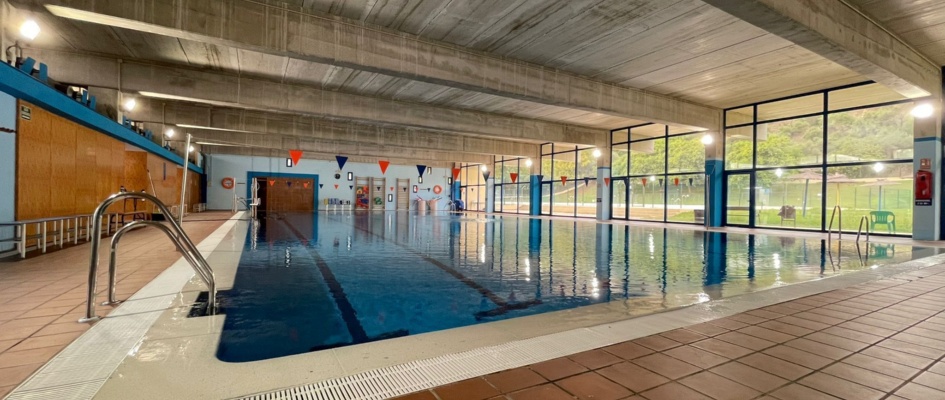 Piscina Piscina Climatizada Municipal «EL Cañuelo» - Gelves