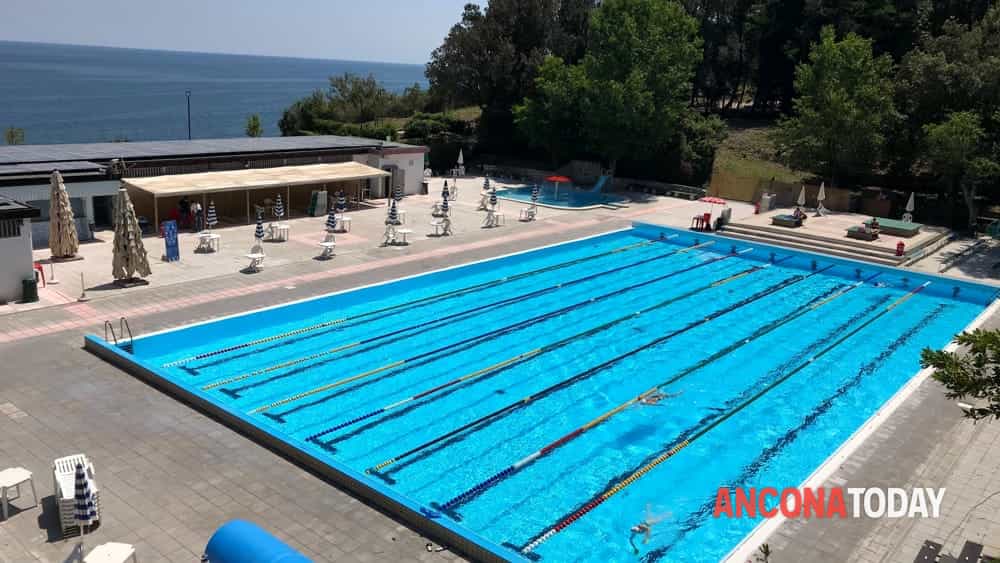 Piscina Piscina Comunale Del Passetto - Ancona