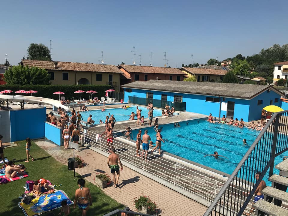 Piscina Piscina Comunale di Casteggio - Casteggio