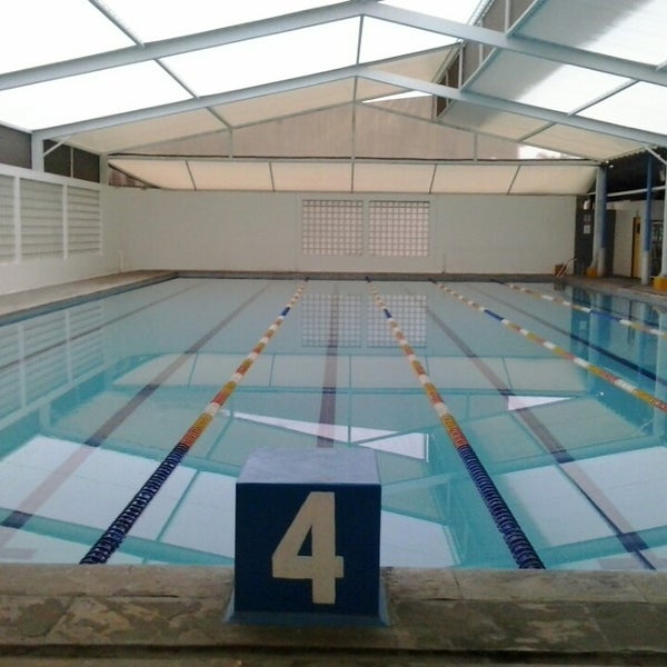 Piscina Piscina de la Biblioteca Nacional del Perú - Lima