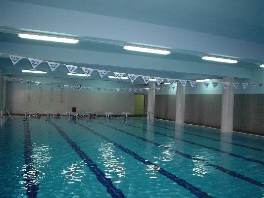 Piscina Piscina dos Bombeiros Voluntários das Caldas das Taipas - Caldas das Taipas