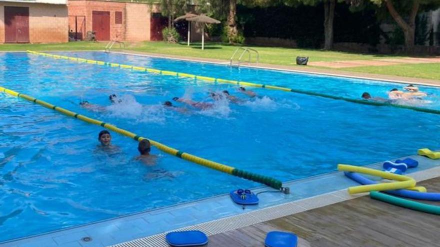 Piscina Piscina Municipal de Benifairó de les Valls - Benifairo de les Valls