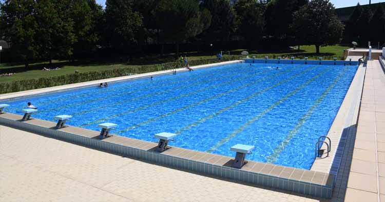 Piscina Piscinas Municipais de Vila Nova de Famalicão - Vila Nova de Famalicao