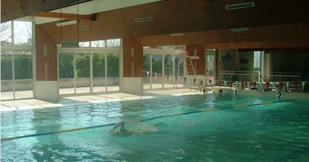 Piscina Piscine des Canetons - Marignane