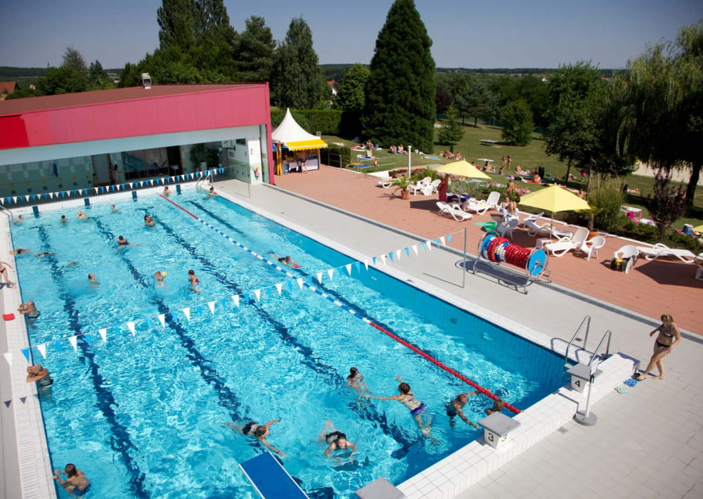 Piscina Piscine «Les Aqualies» - Niederbronn les Bains