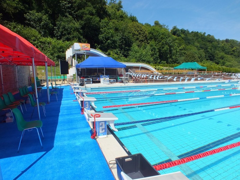 Piscina Piscine les Pommiers - Dinan