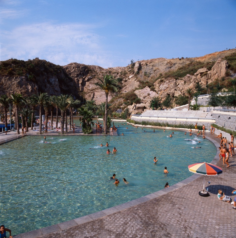 Piscina Polideportivo del Barrio Colina de Peralta Ramos - Mar del Plata