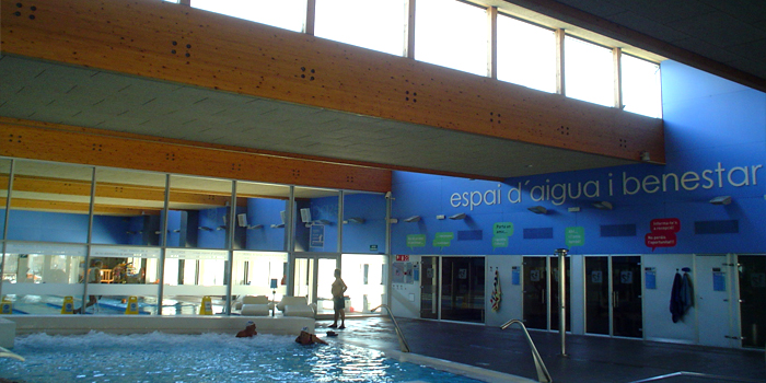 Piscina Poliesportiu Municipal Santfeliu - L 'Hospitalet de Llobregat