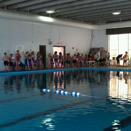 Piscina Porta High School Swimming Pool - Menard County