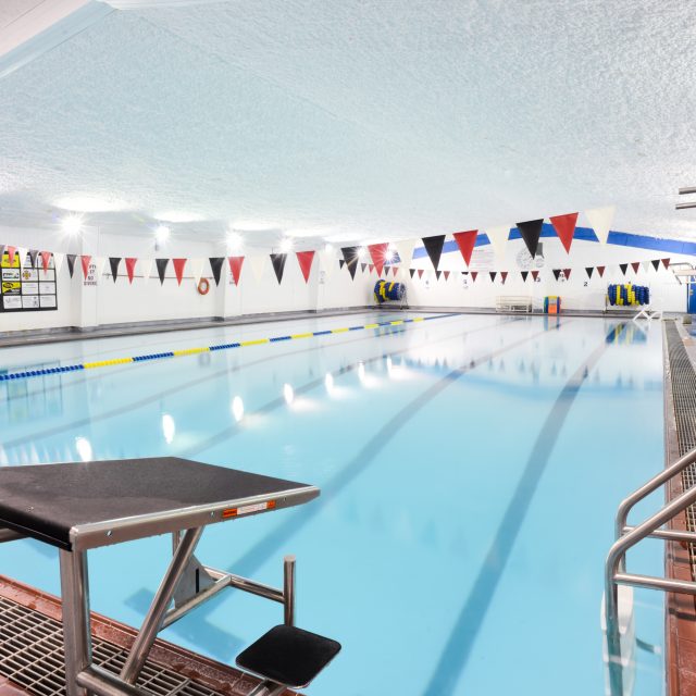 Piscina Prince Edward Fitness & Aquatic Centre - Prince Edward County