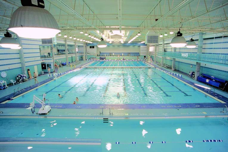 Piscina Pullen Aquatic Center - Wake County