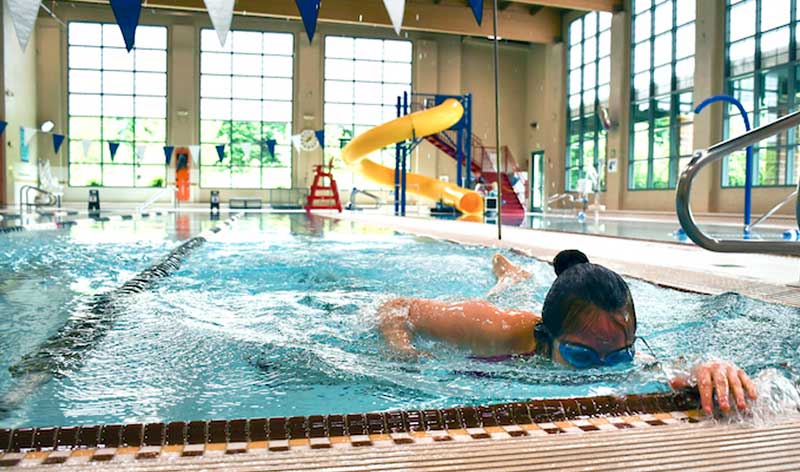 Piscina Redbud Family Center YMCA - Taylor County