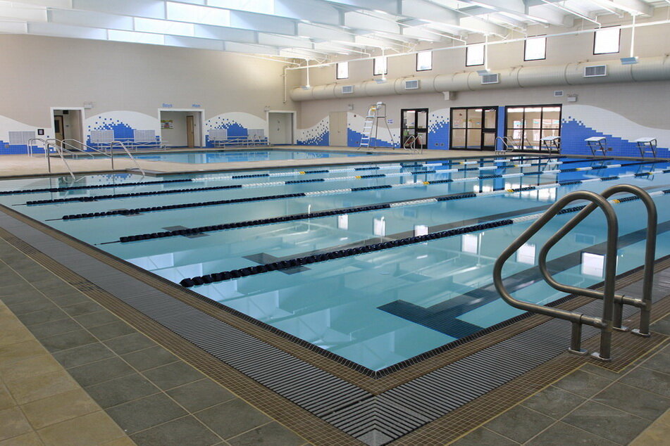 Piscina Redlands Family YMCA - San Bernardino County