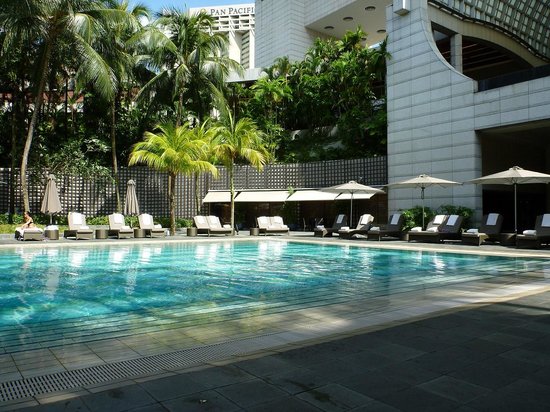 Piscina Ritz Carlton Millenia Hotel - Singapore