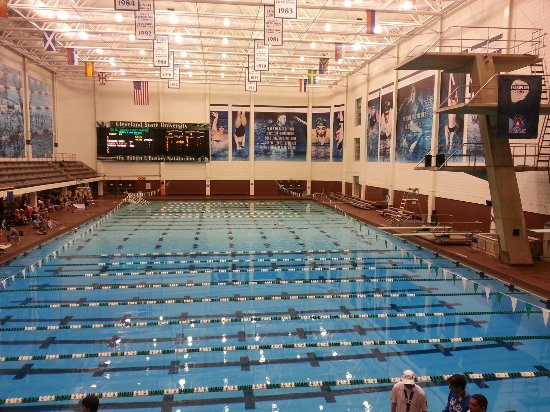 Piscina Robert F. Busbey Natatorium - Cleveland State University - Cuyahoga County